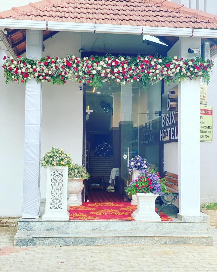 B Six Hotel Bangalore Ngoại thất bức ảnh