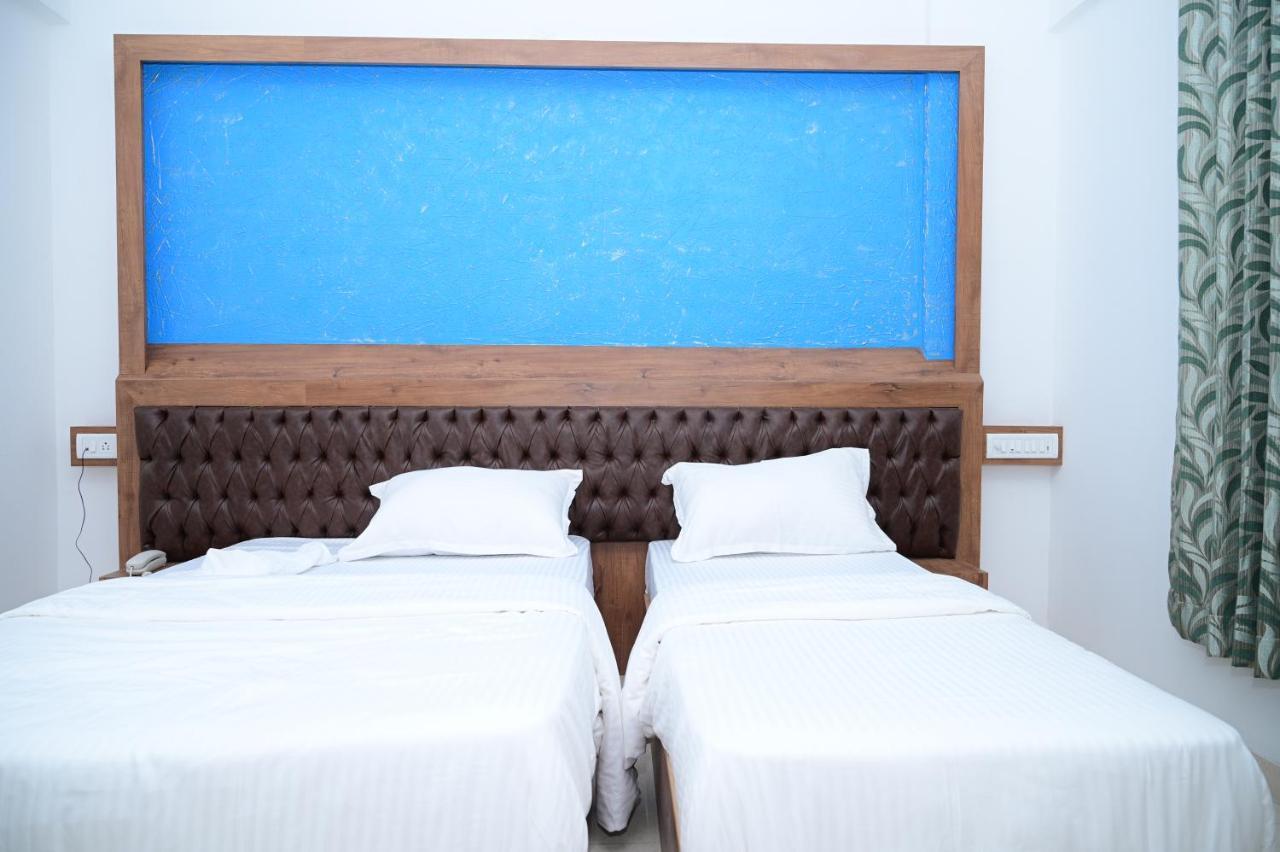 B Six Hotel Bangalore Ngoại thất bức ảnh