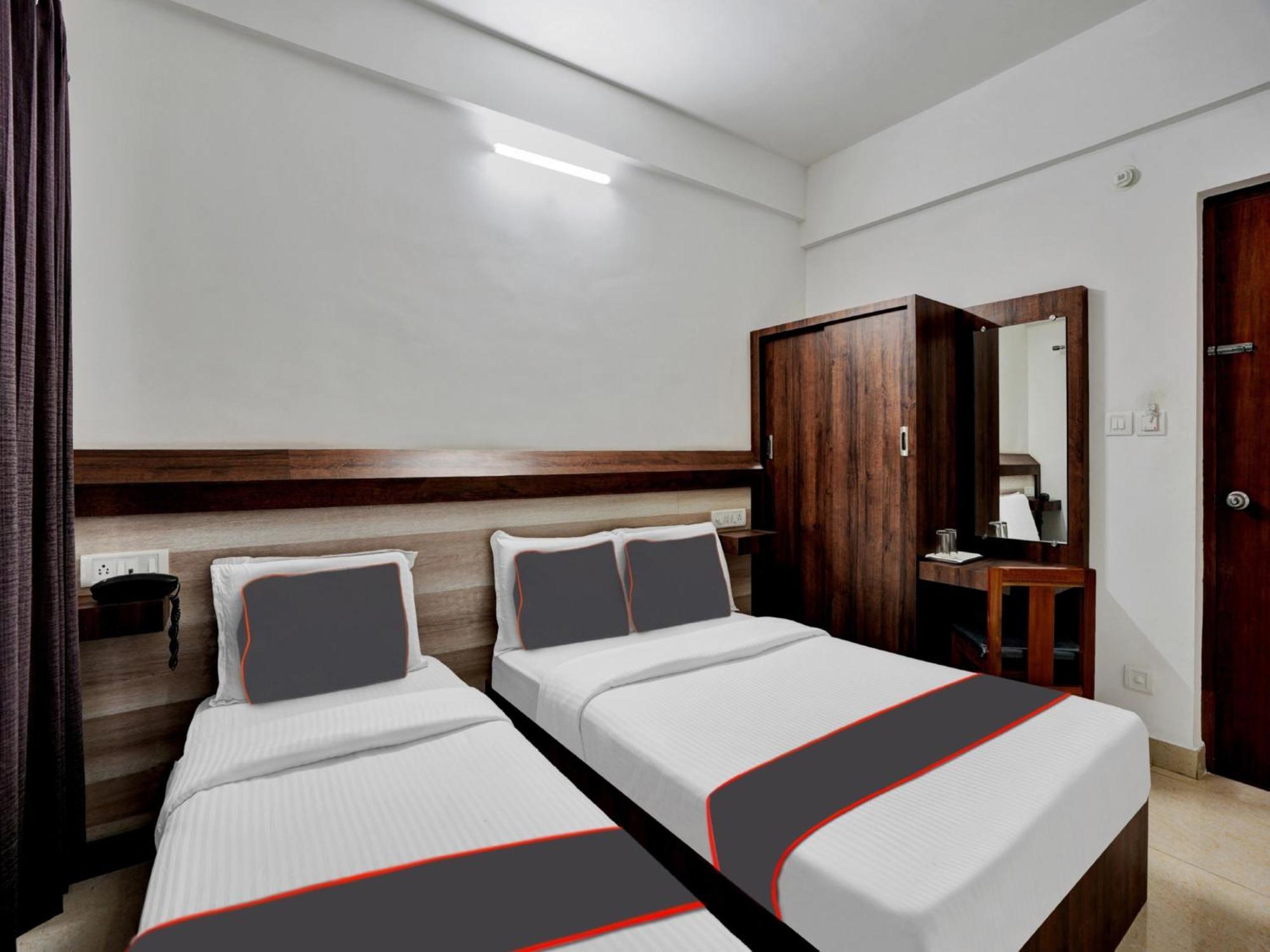 B Six Hotel Bangalore Ngoại thất bức ảnh