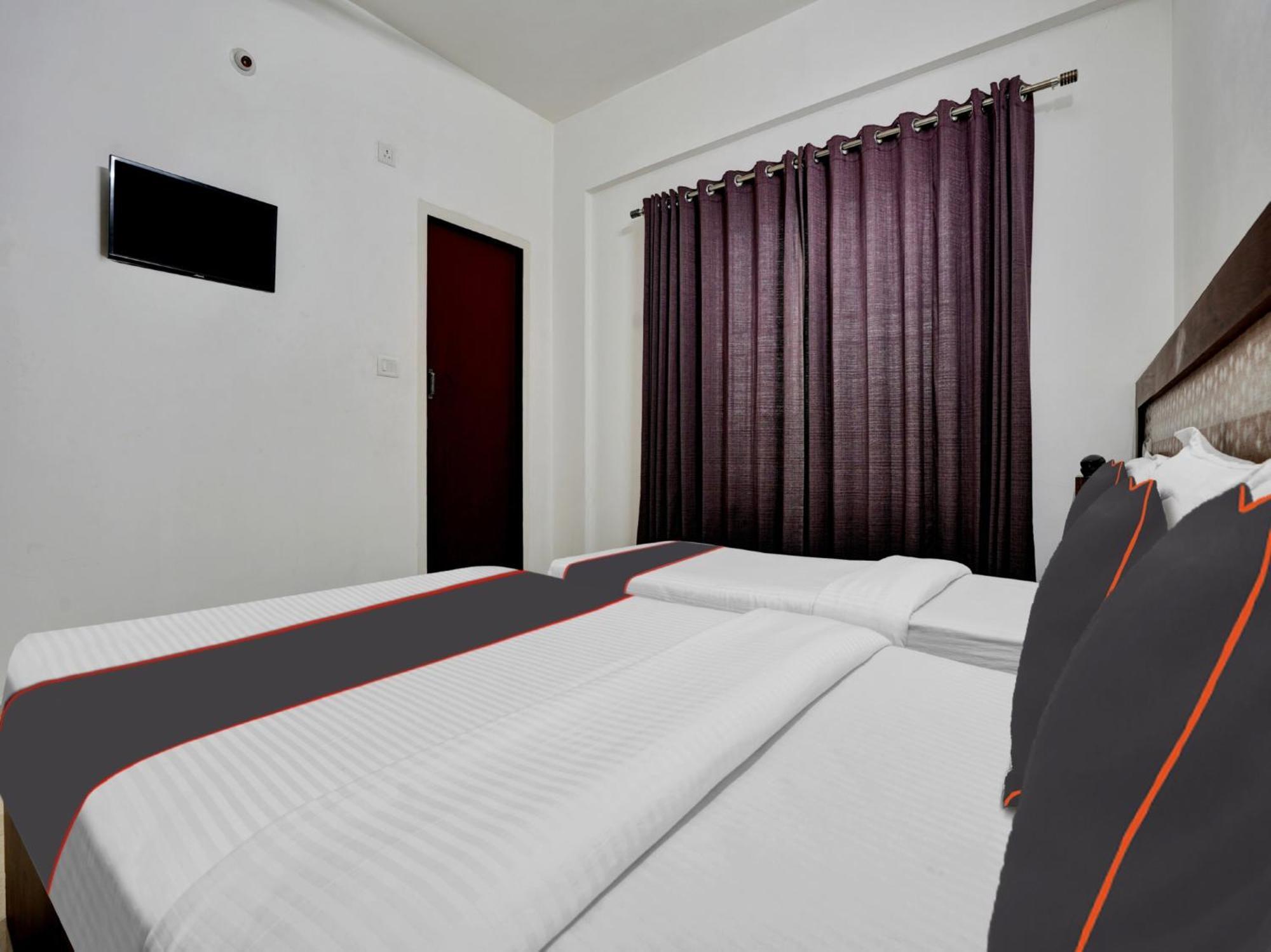 B Six Hotel Bangalore Ngoại thất bức ảnh