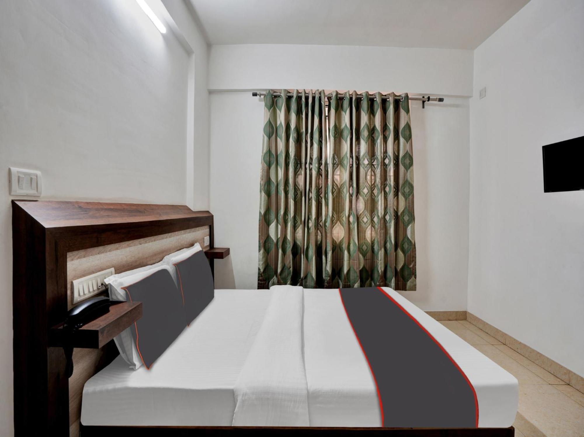 B Six Hotel Bangalore Ngoại thất bức ảnh